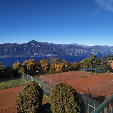 Park Hotel Jolanda San Zeno di Montagna Extérieur photo