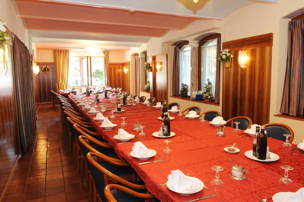 Park Hotel Jolanda San Zeno di Montagna Extérieur photo
